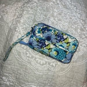 Vera Bradley Wristlet/Crossbody